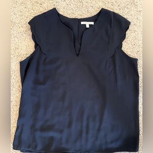 41 Hawthorne navy blouse scalloped sleeves XL